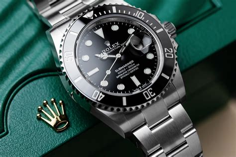 The Rolex: How the Swiss Sell Status .